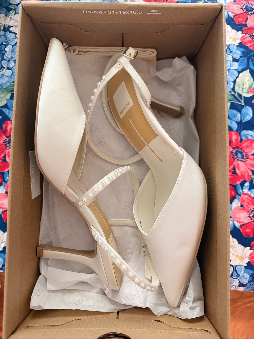 Dolce Vita Ivory Pearl-Strap Pointed Toe Heels
